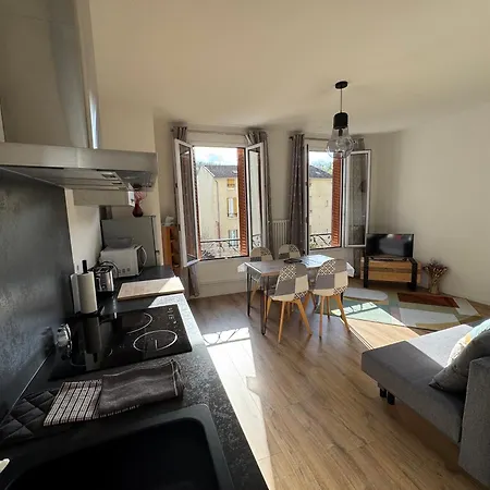 Appartement Le Madargue Idealement Place Châtel-Guyon Extérieur photo