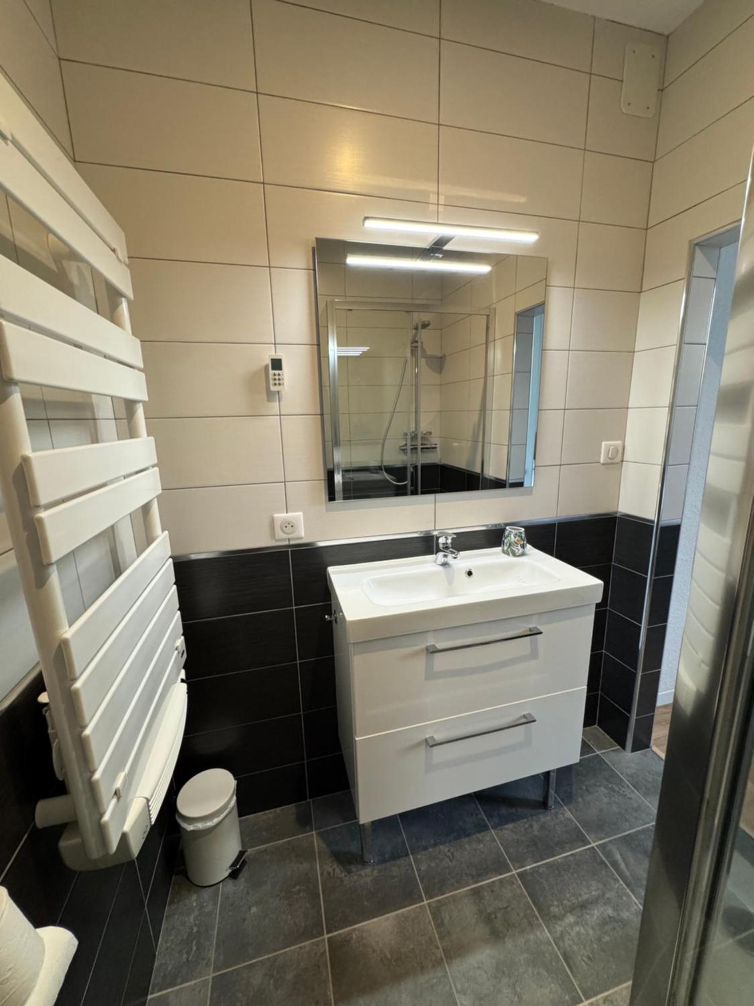Le Madargue Idealement Place Appartement